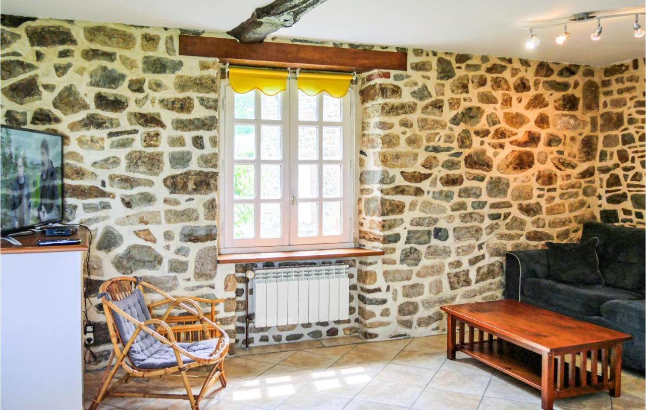 Gorgeous Apartment In Ponts With Wifi Kültér fotó