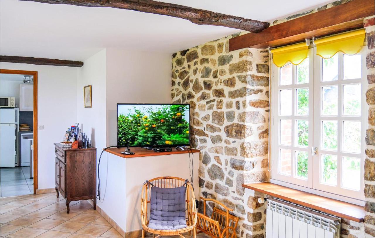 Gorgeous Apartment In Ponts With Wifi Kültér fotó